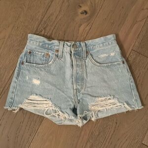 Levi’s 501 shorts